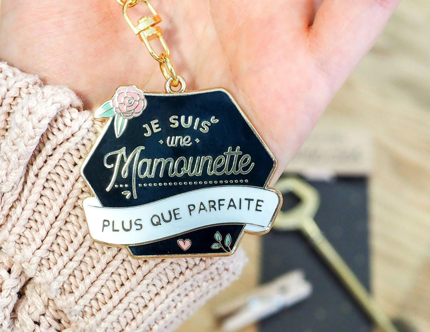 Porte clés "Je suis une mamounette plus que parfaite"