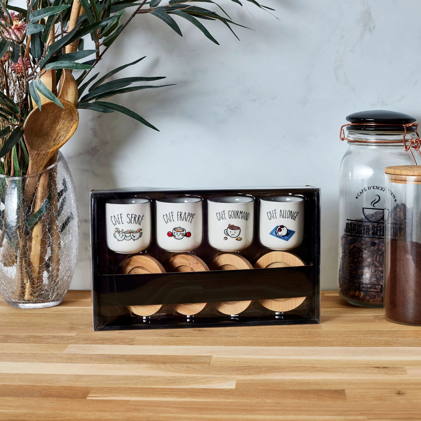 Coffret 4 tasses à café avec leur soucoupe