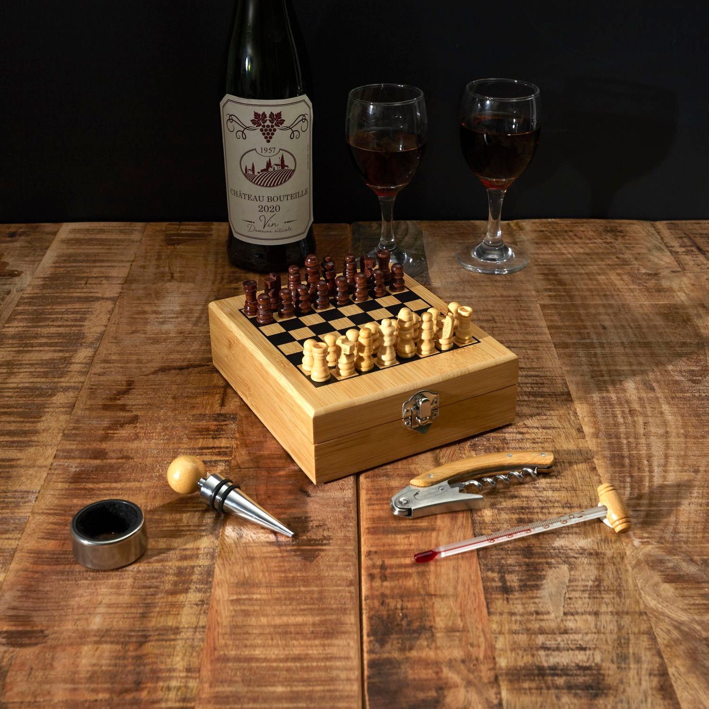 Coffret Vin et Jeu Echec en bambou