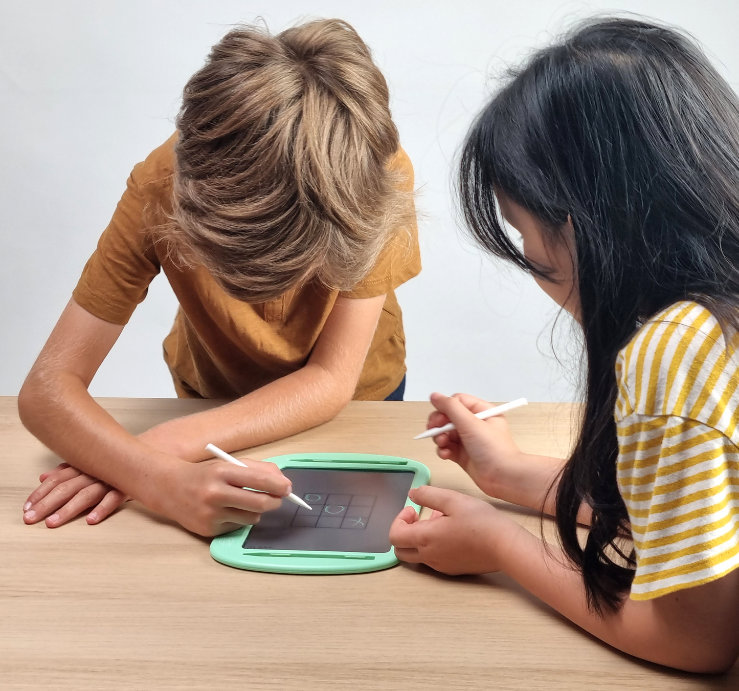 Tablette jeux de voyage