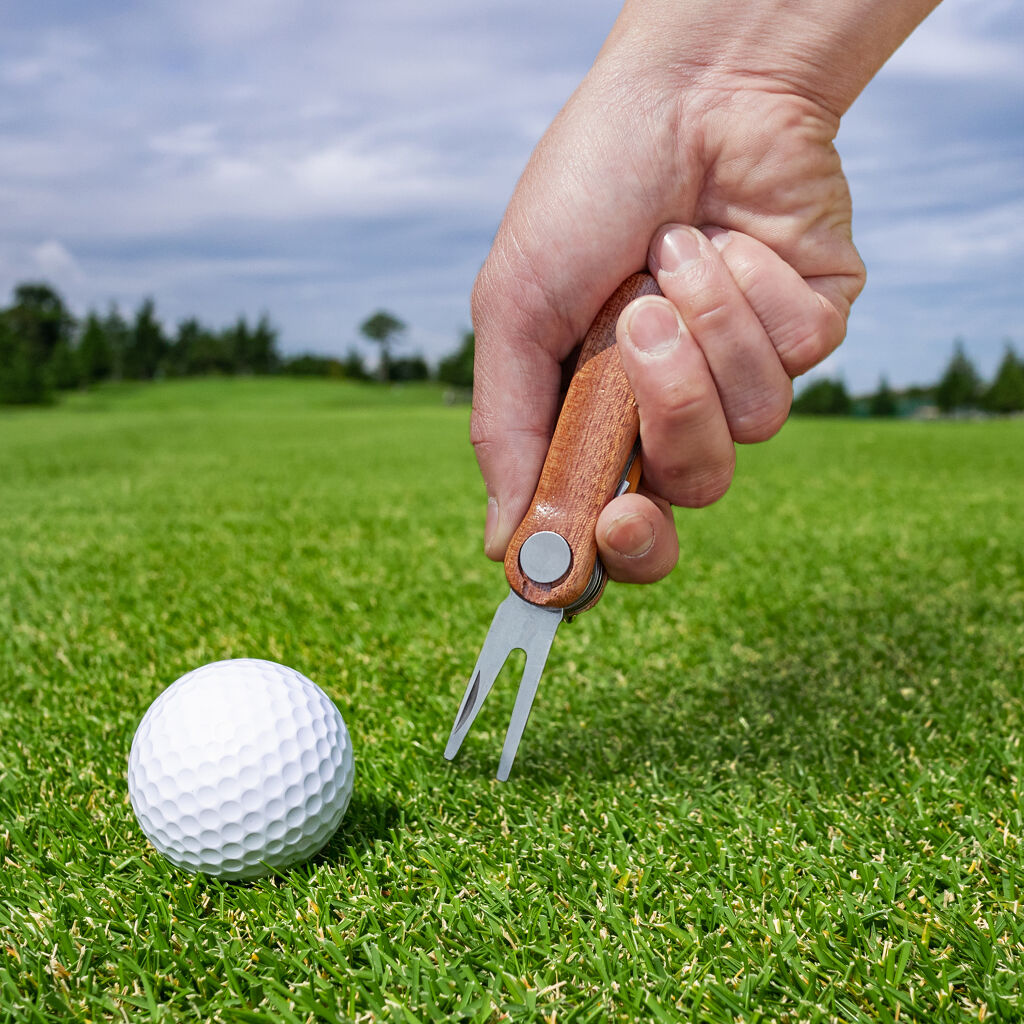 Outil de Golf
