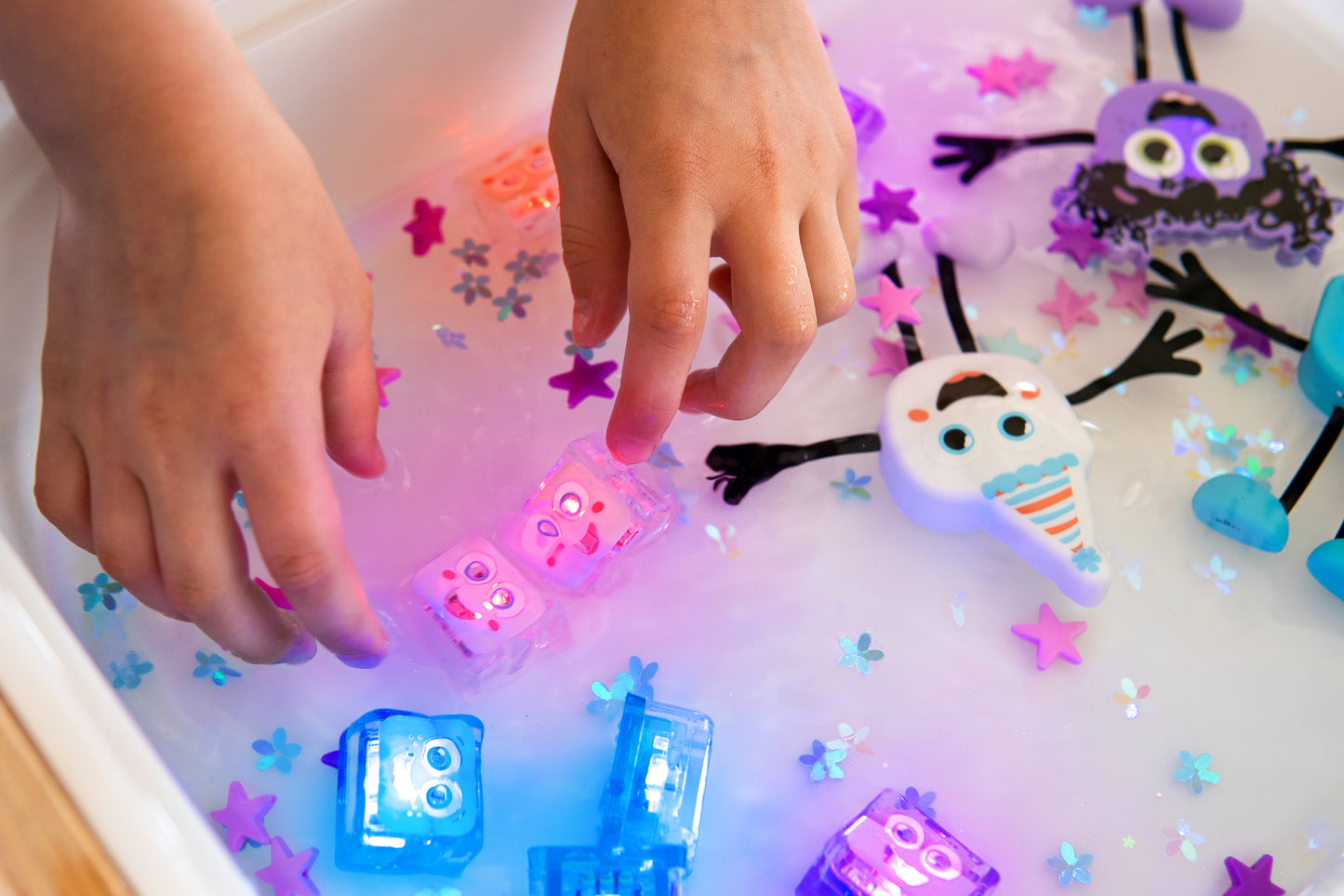 Coffret Glo Pals Lumi violet
