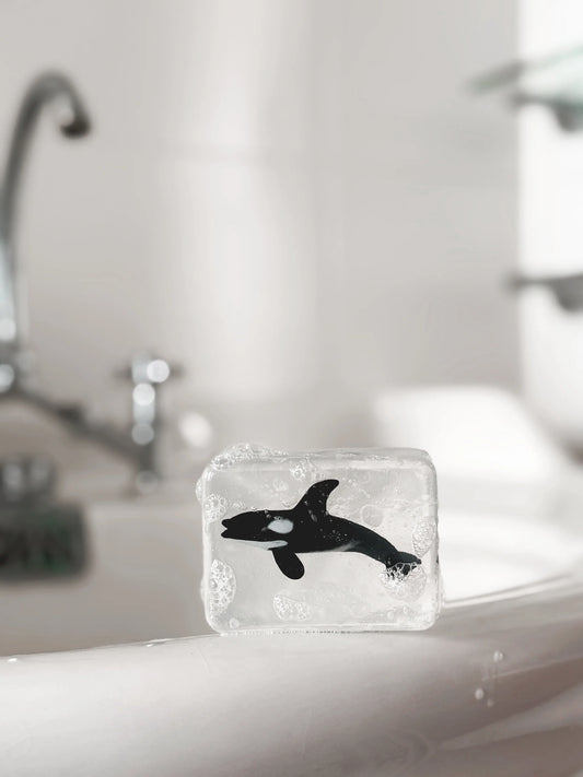 Savon Transparent Artisanal avec Figurine Orque