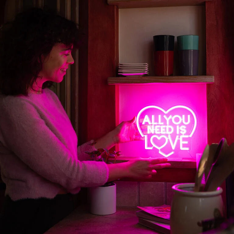 Lampe LED à Effet Néon - All You Need is Love