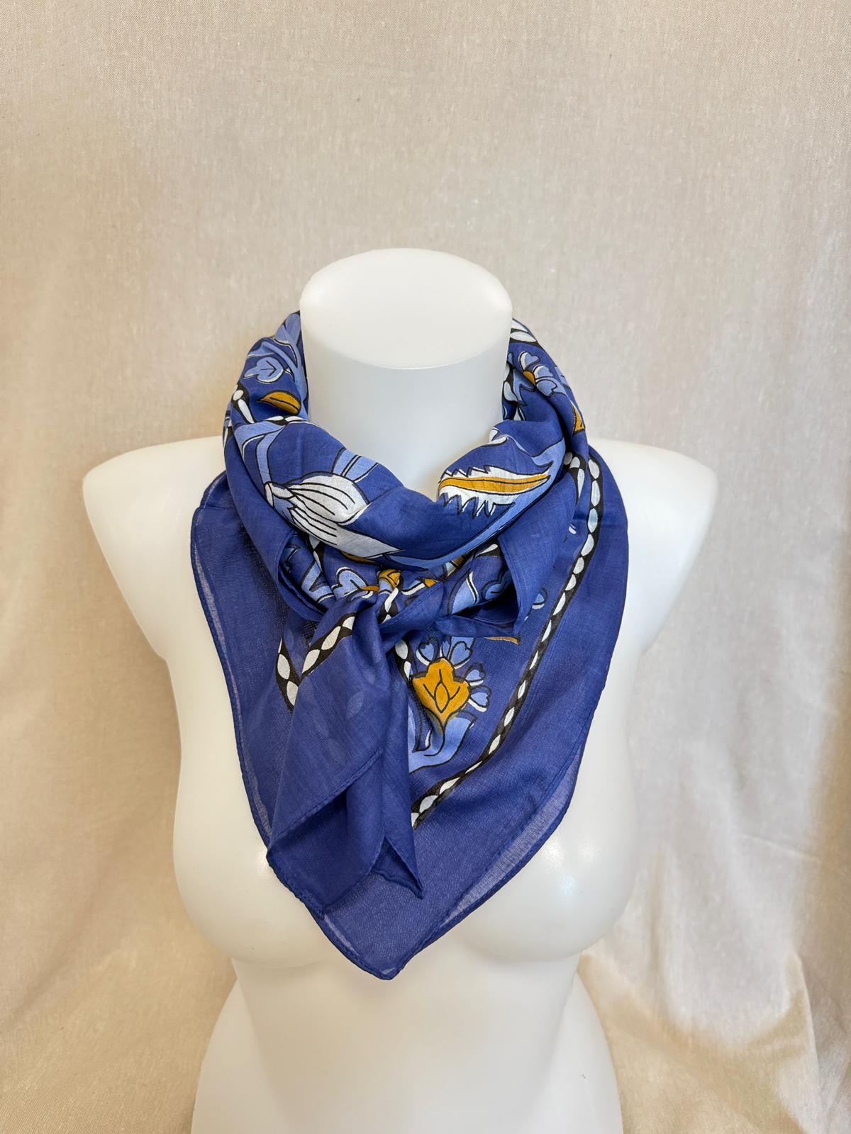 Foulard Carré Arabesque Royale - Divers Coloris
