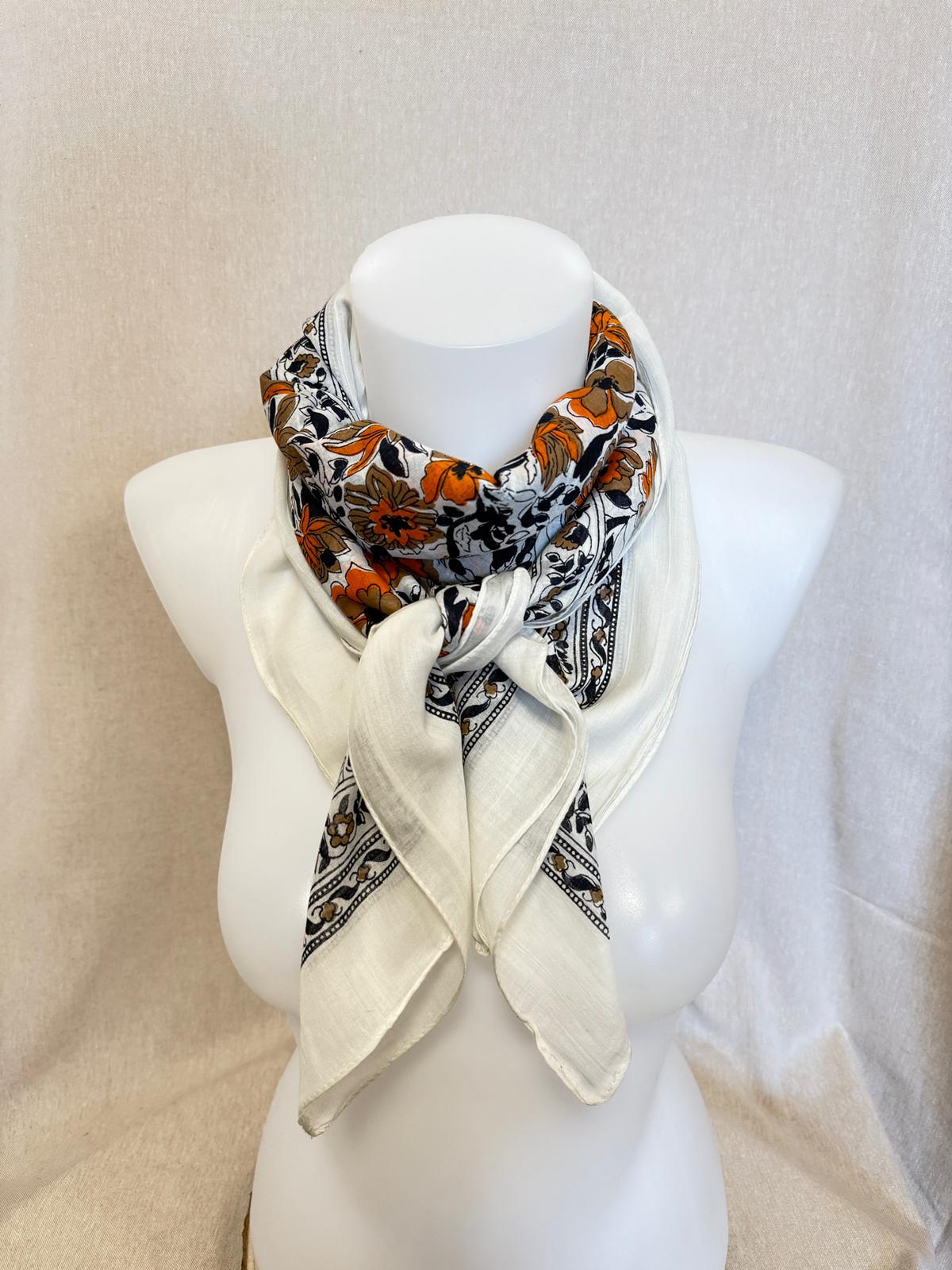 Foulard Carré Fleurs des Champs
