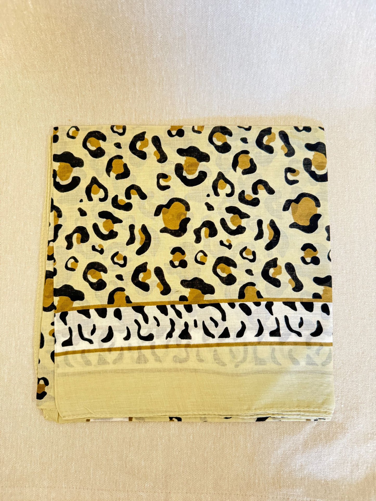 Foulard Carré Leo