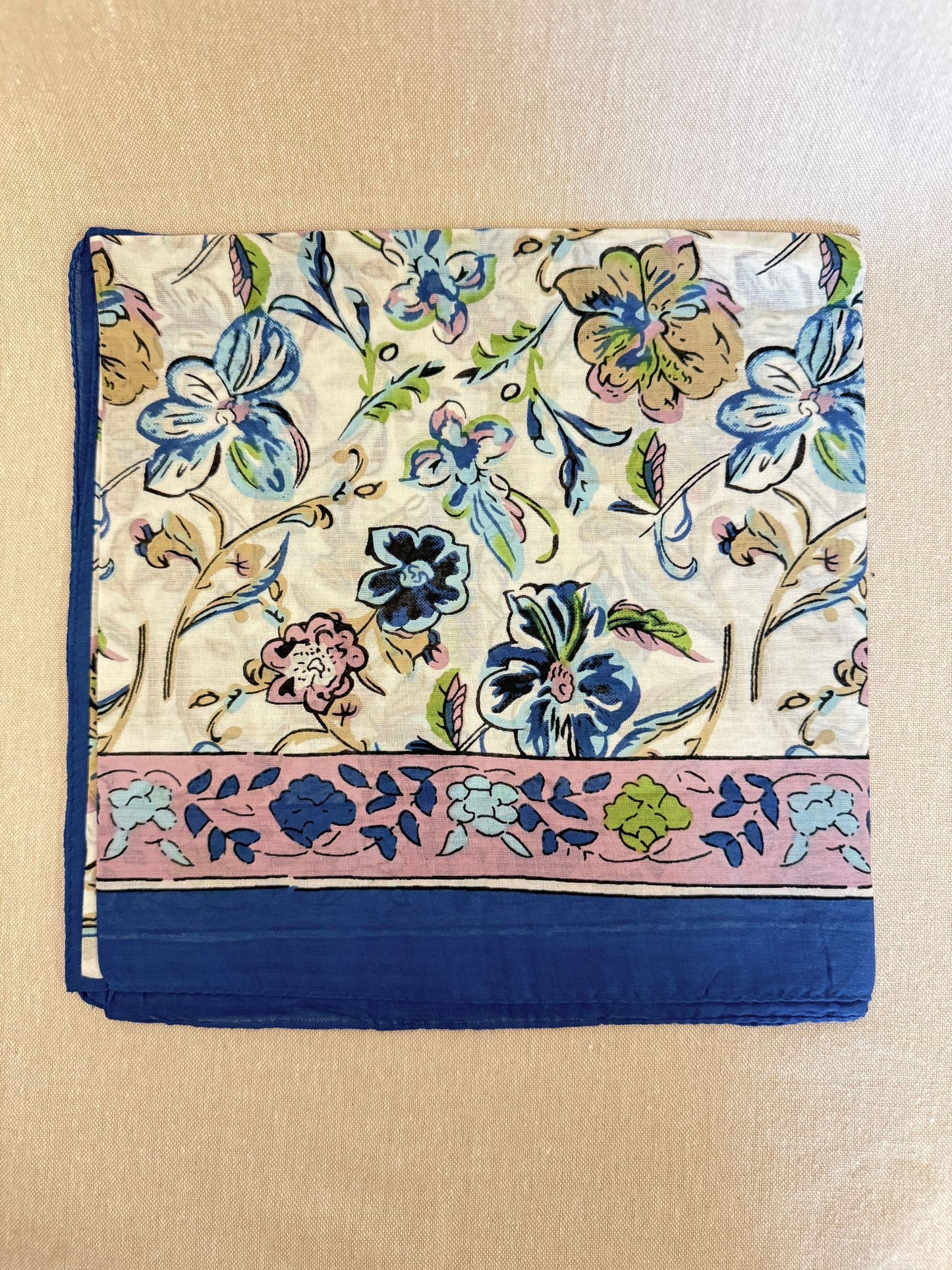 Foulard Carré Pensées Sauvages